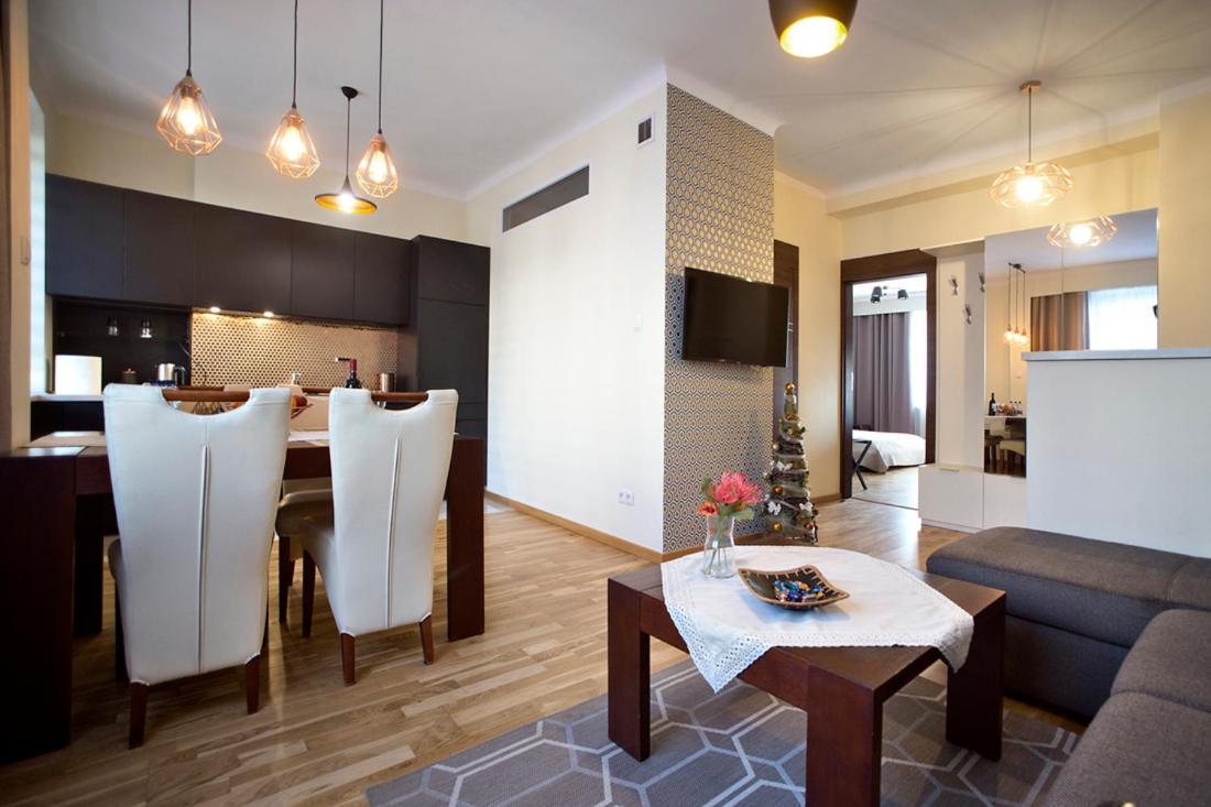 P&O Serviced Apartments Metro Mokotow Warsaw Exterior photo