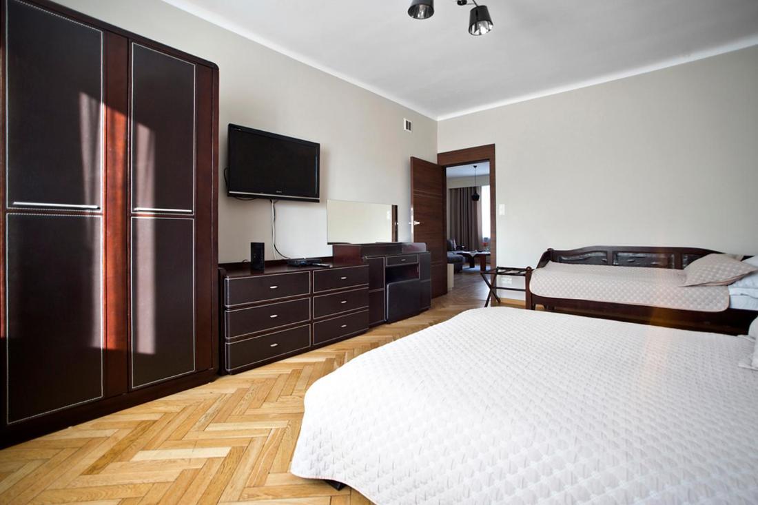 P&O Serviced Apartments Metro Mokotow Warsaw Exterior photo